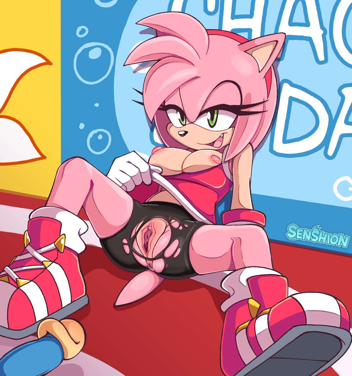 senshionart's tweet photo. Amy's Ripped Shorts (Redraw) https://t.co/JyuhloGtCH