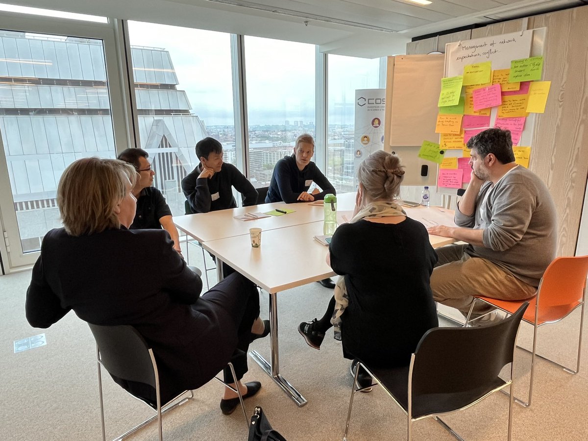Inspiring conversations, sharing ideas and good practices on how to manage the #COSTactions. New Action Chair peer sharing in the breakout sessions. Thank you all for joining today and for your contribution to the success of the Action Chair Forum! 👏🏻