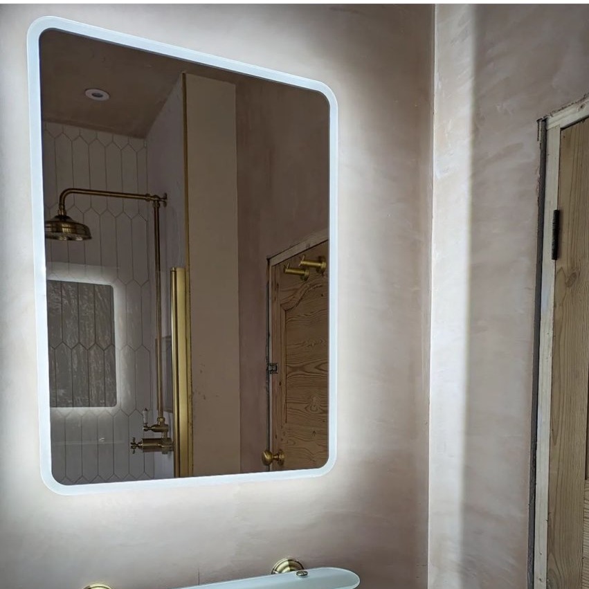 When the reflection is reflection-ing 😍😍😍

🏡 IG renovating_220
🔎 Evelyn Illuminated LED Mirror  

Shop here: bathroommountain.co.uk/evelyn-illumin…

#bathroomdesign #bathroominspo #interior