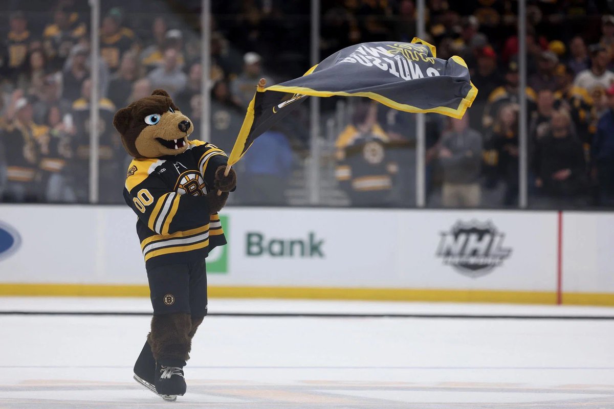 Thank you so much to the Boston Bruins Foundation for your continued support of #ASFL Hockey. See you at the 2024 ASFL Classic on May 19th at @WarriorIceArena, Blades! Thank you for helping us fund innovative and critical cancer research trials at @MGHCancerCenter! 🐻💙 #ASFL