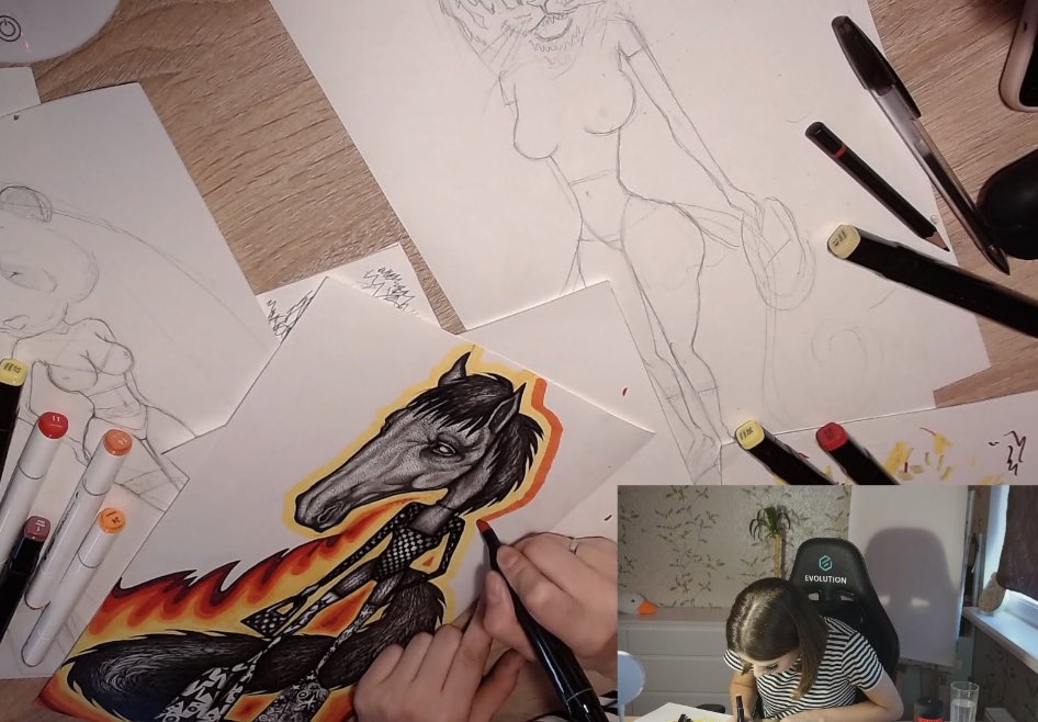 Femmes Bizarre Collection debut drop is sold out! tweet media