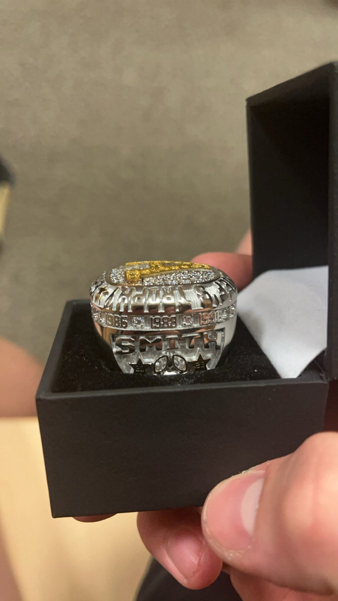 Sweet ring @JCarsonSmith8 @ArmyWP_Football CIC champs!