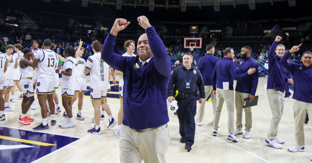 According to CBS Sports, Notre Dame is set to participate in an 'NIL-driven' men's basketball event during Thanksgiving week in Las Vegas. @jacksoble56 has more. on3.com/teams/notre-da…