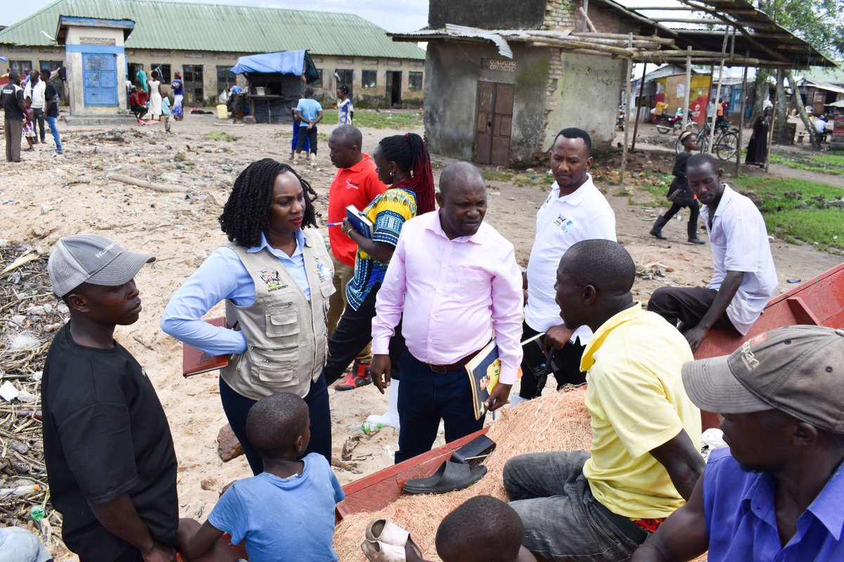 Today, our GHS & Kyotera district health teams visited Kasensero landing site to conduct an assessment using the 7.1.7 framework to identify enablers & bottlenecks in response to an acute watery diarrhoea public health event. The recommendations will inform public health actions.