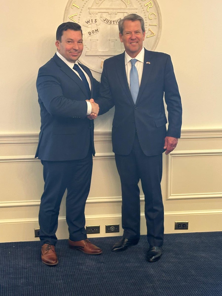 Great discussion between Czech Ambassador Stašek and Georgia Governor @BrianKempGA on boosting Czech-Georgia business ties. Governor Kemp was invited to attend the International Engineering Fair in Brno. Looking forward to further collaboration! #diplomacy #partnership