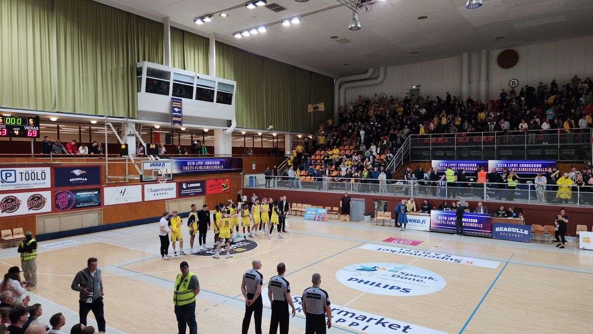 Piskuinen kyläseura ja r-y-ö-s-t-ö!

Cancun saa odottaa.

#Korisliiga
