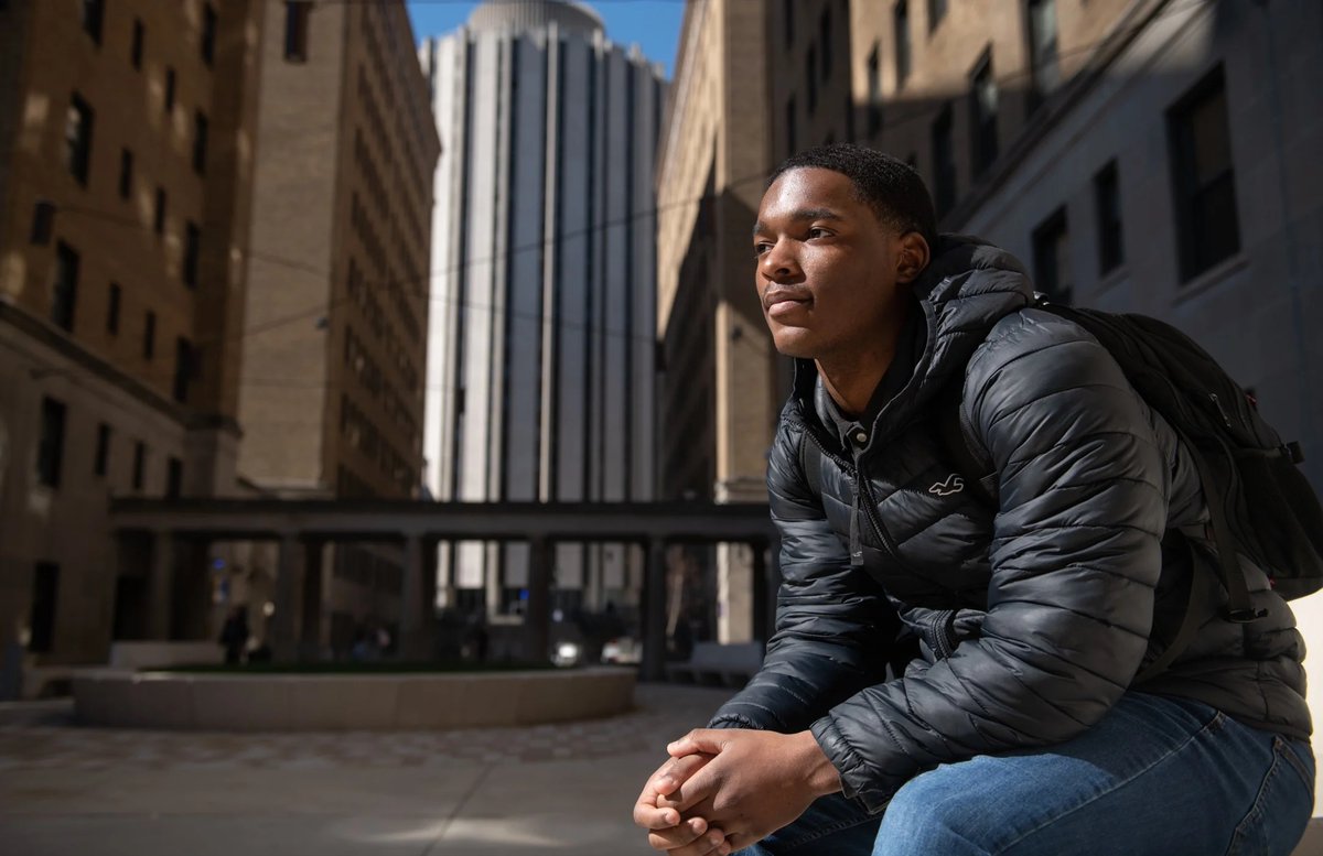 Meet Xavier Littlejohn, a sophomore at Pitt who’s helping students with child welfare experience navigate college challenges and realize their dreams. pitt.ly/44q3DVC