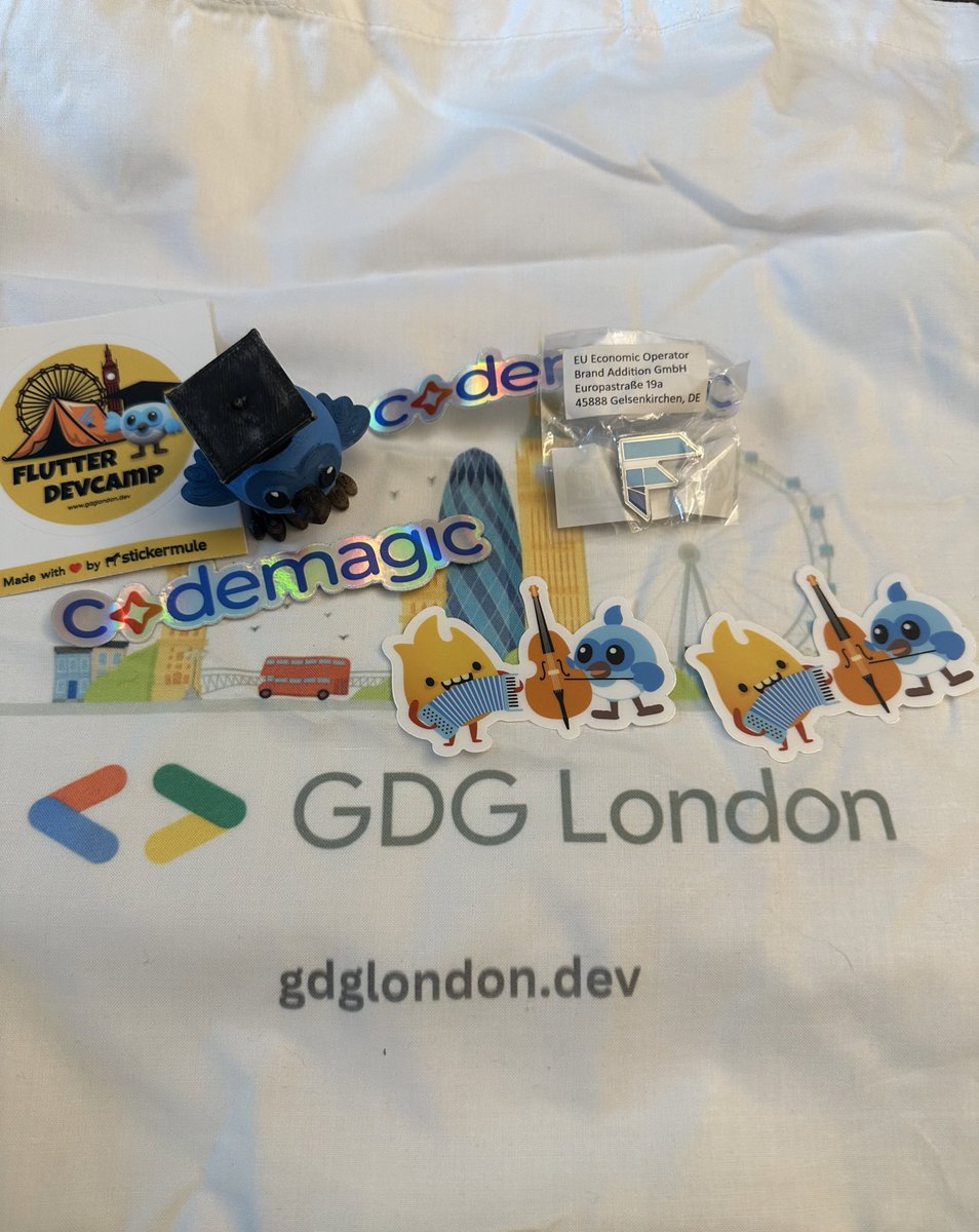 It finally arrived! Thank you @gdg_london 🙏🏻 for all the effort from everyone in the bootcamp but also for going extra with this 💙 #flutter