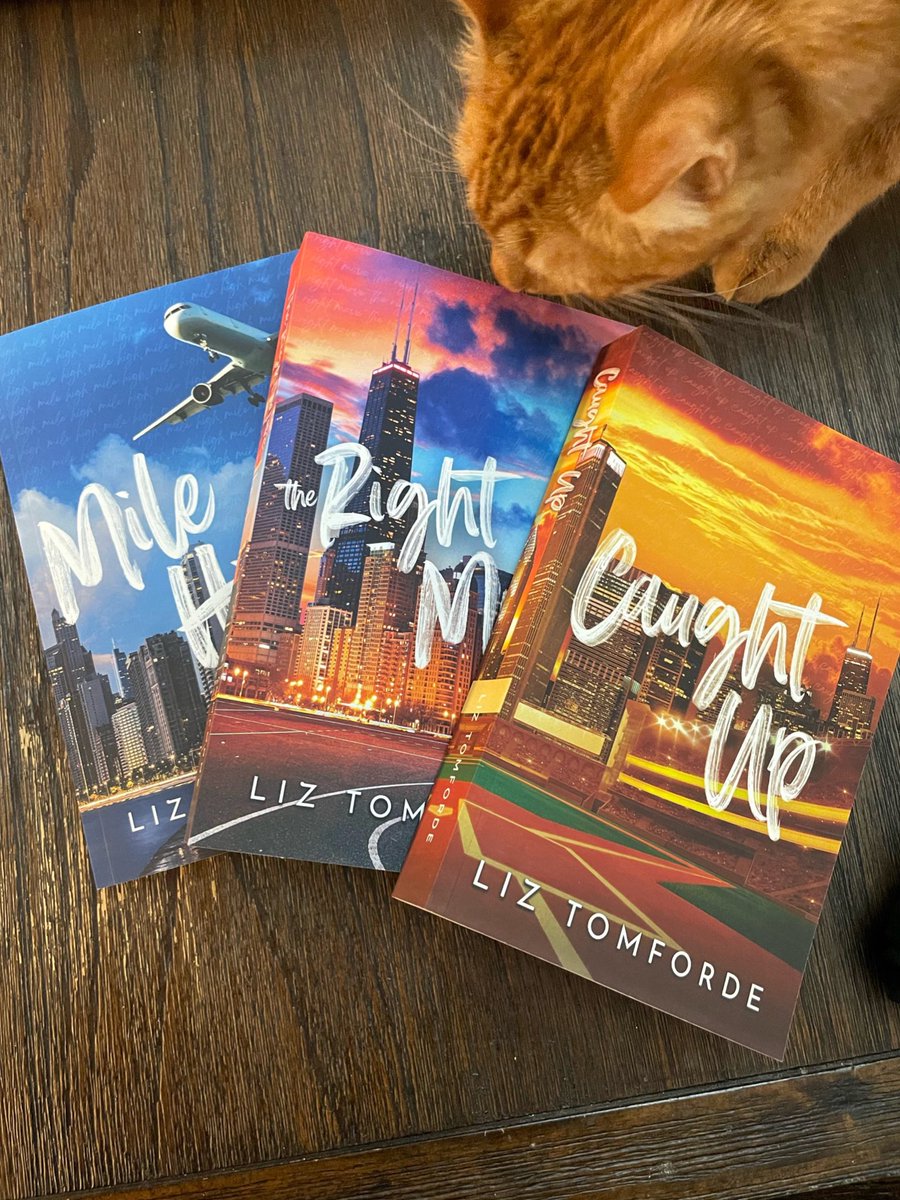 hiii im gray. kinda new to #booktwt, looking for moots!📚✨🌱🌸
- 23, they/she
- romance, romantasy, YA, dystopian (mostly romance tho)
- also enjoy taylor swift and the other main pop girlies
- reading goal for 2024: 120 books🫶🏻