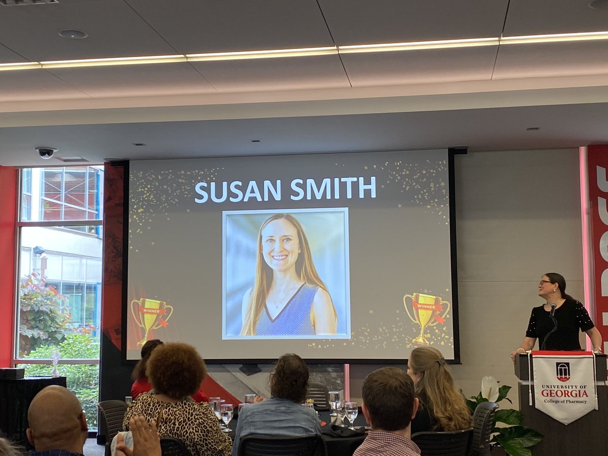 The queen of the @ugac3 bee hive @SESmithPharmD recognized for her stellar work advancing instruction @UGAPharmacy with her SOTL innovations!!