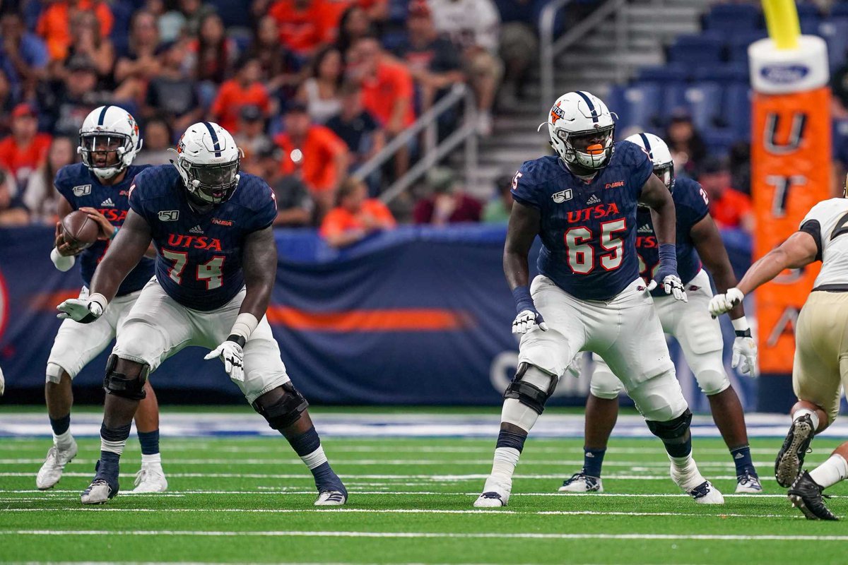 After a great conversation with @KurtTraylor I’m blessed to receive an offer from UTSA!!!