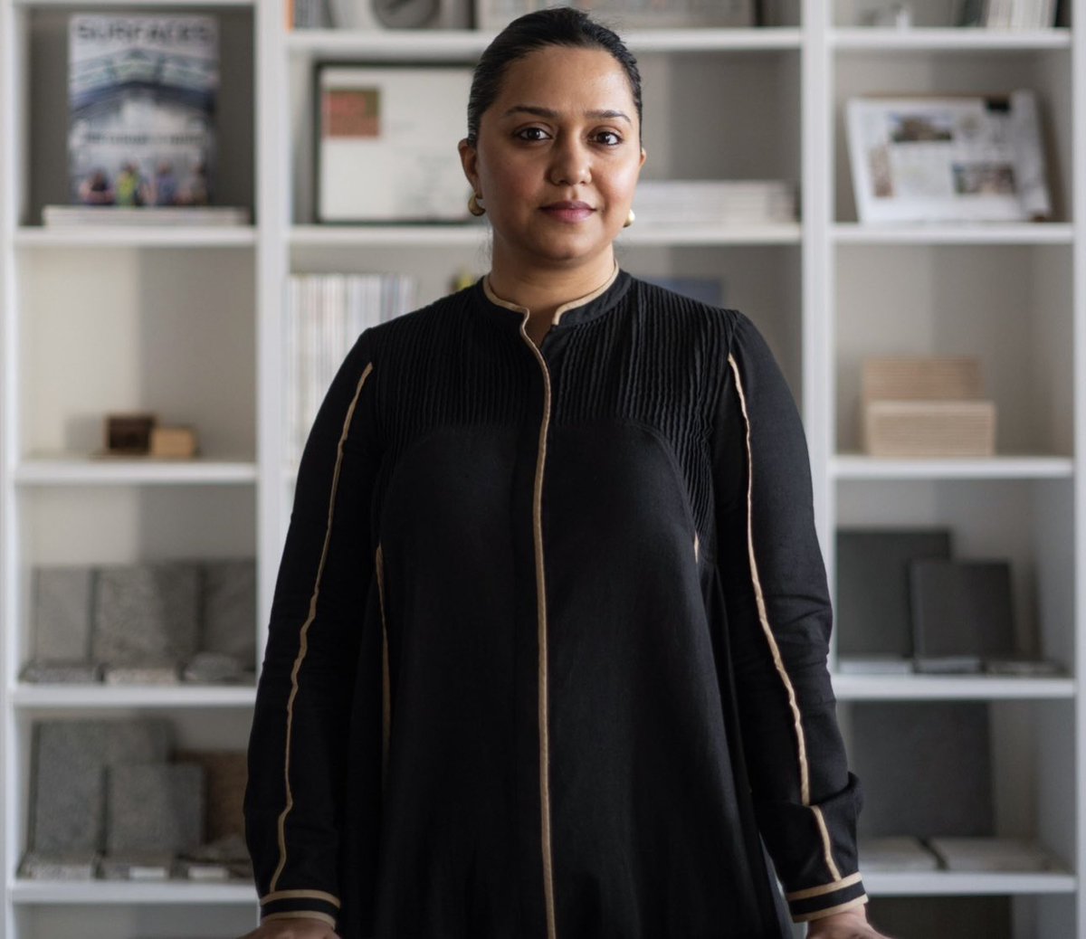 Crafting connections and exploring architectural harmony - Interview with Roshni Kshirsagar, Partner at SJK Architects✨

Read More- commercialdesignindia.com

#officeinspiration #theoffice #officegoals #officestyle #workplacegoals #workplacedesig #officegoals #officedesk