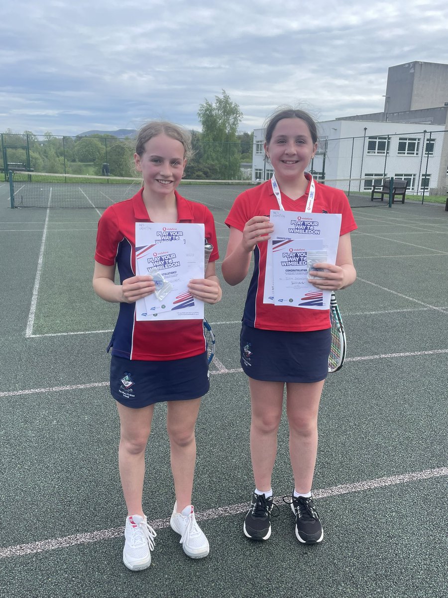 #PlayYourWayToWimbledon <a href="/VodafoneUK/">Vodafone UK</a> <a href="/LTA/">ＬＴＡ</a> <a href="/Wimbledon/">Wimbledon</a> 
Well done to our Singles event players for some excellent ties. Congratulations to runner-up  🥈 Eliane S and to winner 🥇 Isla D 🎾❤️💙👍