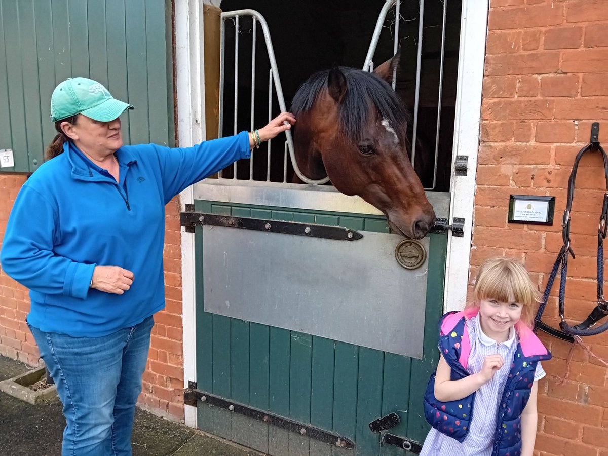 Ella is all smiles after giving Group race winning sprinter Mill Stream a few extra strong mints along with wishing him and @JaneChappleHyam good luck for next week's Group Two 1895 Duke Of York Clipper Stakes @yorkracecourse