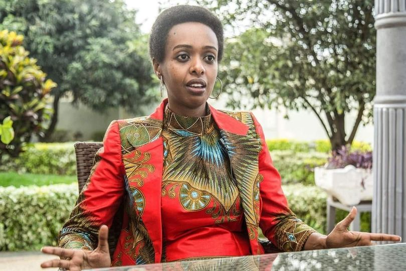 🇷🇼 @ShimaRwigara, 42 ans, rivalisera avec le Président @PaulKagame aux élections de juillet 2024 prévues au #Rwanda

🔙 Vous saurez qu'elle s'était également présentée en 2017 mais la CENI avait refusé sa candidature 🔗 web.facebook.com/irisnews12/pos…

#WomenLeadership