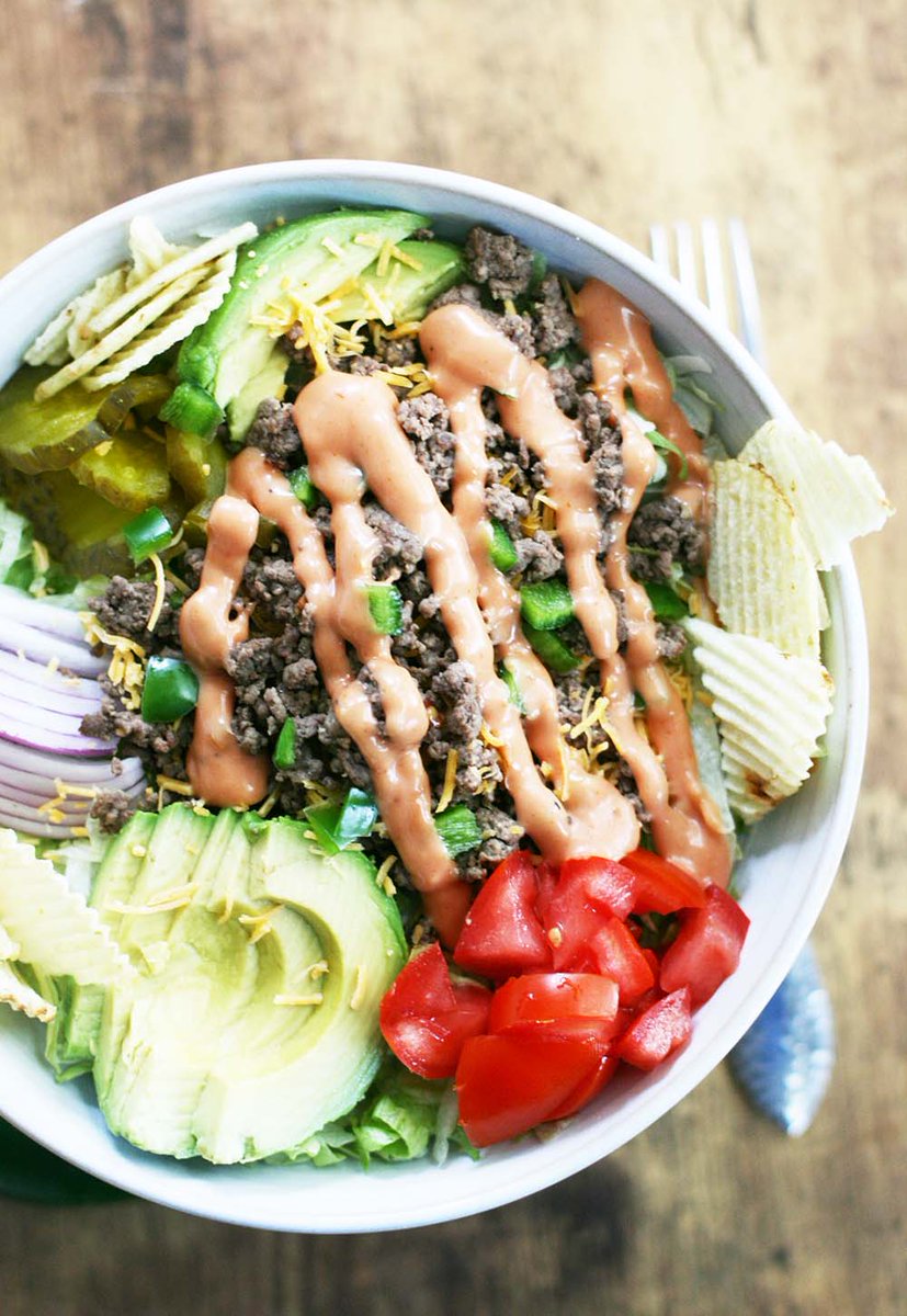 CheapRecipeBlog's tweet image. 20 minute burger bowls: A totally customizable burger bowl. Get your burger fix without the bread and excess carbs! cheaprecipeblog.com/2024/05/20-min…