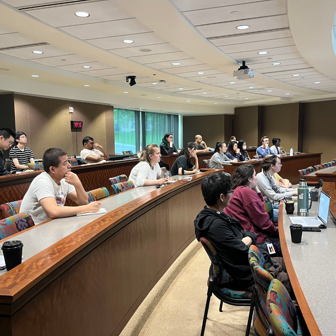 What does it take to craft a winning #research statement? Today, Institute postdocs learned tips from Investigator @HalfmannLab as part of our Faculty EDGE Seminar series to prepare postdocs for future careers. More about our #Postdoc Training Program: bit.ly/3UtVuv3