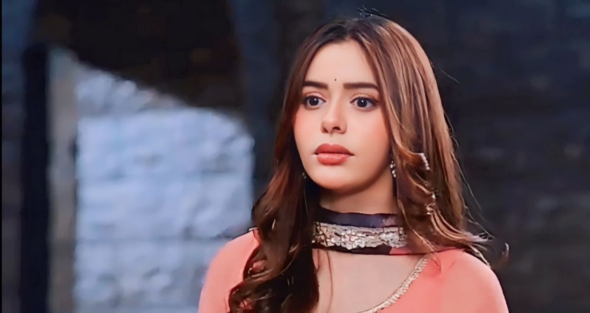 Shaurya's looks at her are enough how useless and meaningless her words are ❤👌😶

If she had no benefit by coming, why did she come to say hypocritical words? 🤦‍♀️😶

#KundaliBhagya #ShauryaLuthra #BaseerAli #Shalki