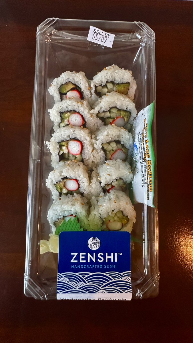 California Rolls for Lunch $5.00 half off at Publix #Food #Foodporn #Foodie #Foodies #Foodlover #California #Californiarolls #Sushi #Publix #Lunch #Japan #JapanAirlines #TokyoJapan #JapaneseFood #JapaneseFoodies #Culinary #Asian #AsianFood #AsianFoodies #ZENSHI #America #usa