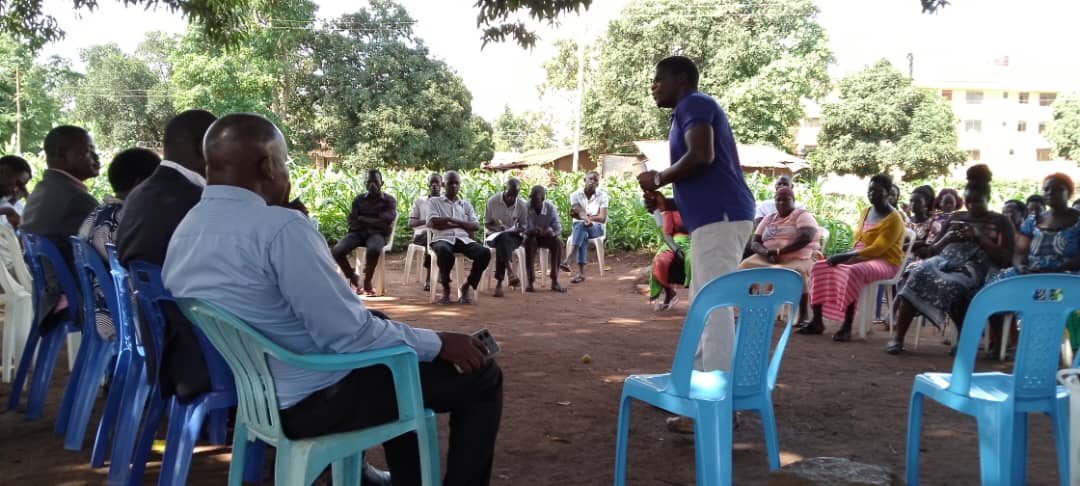 gloforduganda's tweet photo. "✨ Update: Today, refugees, community members, and division stakeholders came together for an insightful dialogue on fostering unity in Lira City's East and West divisions. Together, we're building bridges and strengthening bonds! 🤝#safecities  #CommunityUnity #LiraCity" https://t.co/s0I0gboEms