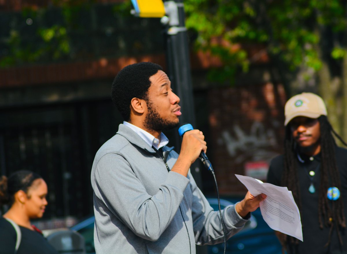 We rallied for asthma justice. Now, we need to make sure the legislature hears our voices. #WorldAsthmaDay Send an email to your legislators today and demand action on indoor and outdoor air pollution! ➡️cleanwater.salsalabs.org/ma-world-asthm…