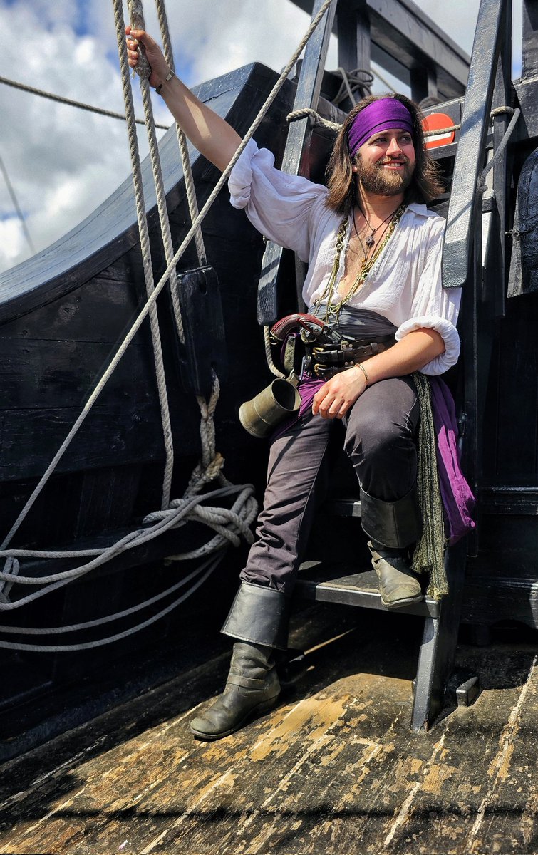 Had an amazing time at Brixham Pirate Festival. I got to have a little shoot on the Nao Victoria in my Asexual colour schemed Pirate gear 😁 #pirate #cosplay #asexual #LGBTQ