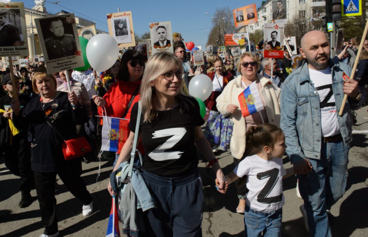 To the attention of my European followers and journalists.  Once again, pro-Russian Immortal Regiment events will be held in many European cities on May 9 or 11. They may also be called something like 'St. George's Ribbon,' 'Minute of Silence,' or 'Poems and Songs of Victory.'…