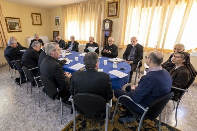 Participant, per primer cop, en la reunió plenària de la Conferència Episcopal Tarraconense amb els meus germans bisbes de les províncies eclesiàstiques de Tarragona i Barcelona. @giecatalunya