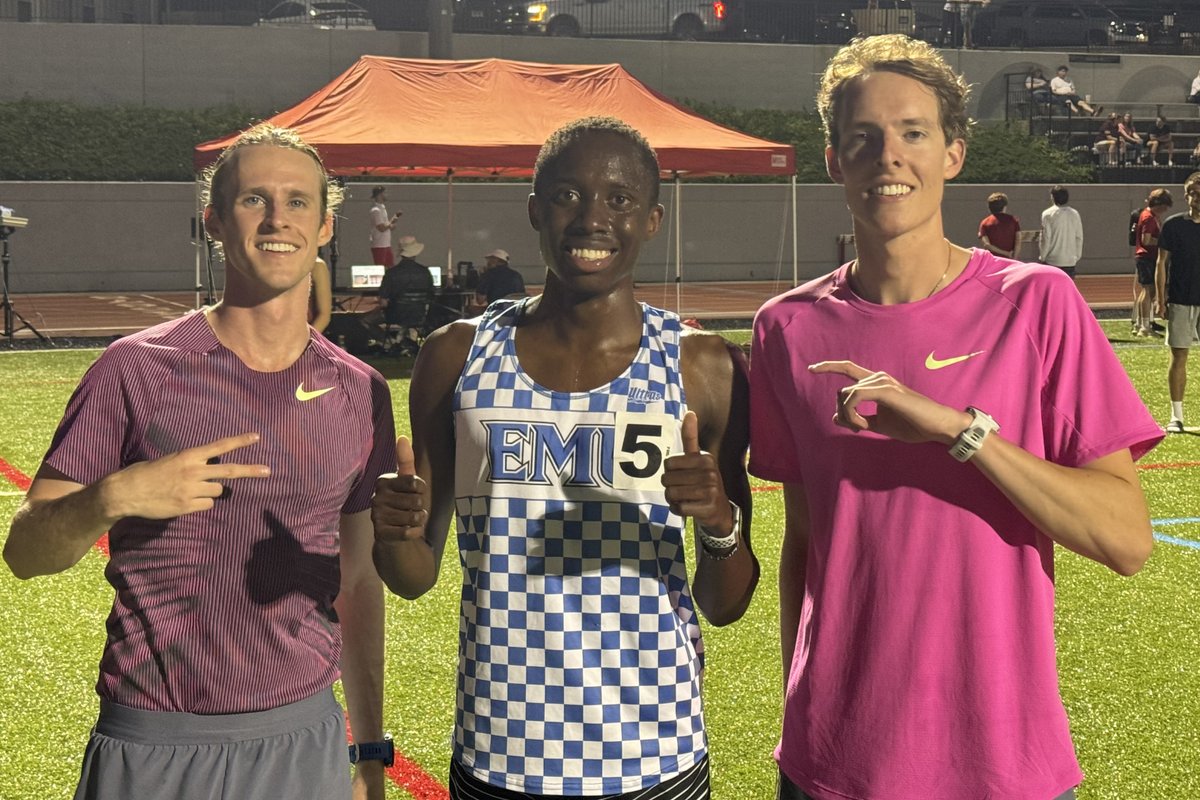 𝙄𝘾𝙔𝙈𝙄: After his PR in the 800m last Friday, Bellamy Immanuel got to meet elite distance runners Cole Hocker (left) and Cooper Teare (right)!! 🤩🏃‍♂️ #RoyalPride | #CompeteTogether