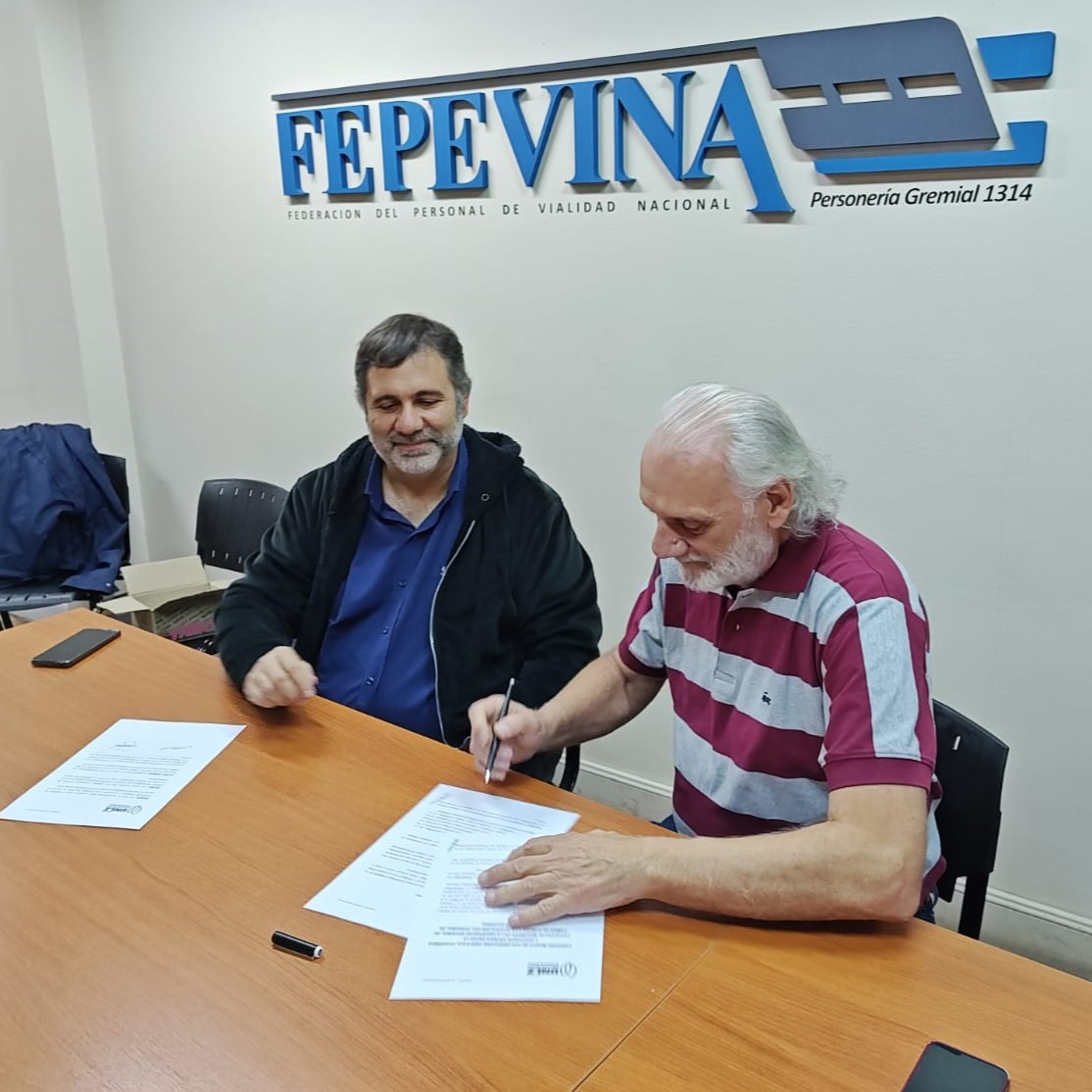 fiunlz's tweet photo. ✍🏼 Hace unos días se realizó la firma de un convenio marco de cooperación con la Federación del Personal de Vialidad Nacional (@fepevinaprensa) con el objetivo de llevar adelante acciones conjuntas de capacitación y asistencia técnica. https://t.co/V3g11tKnoG