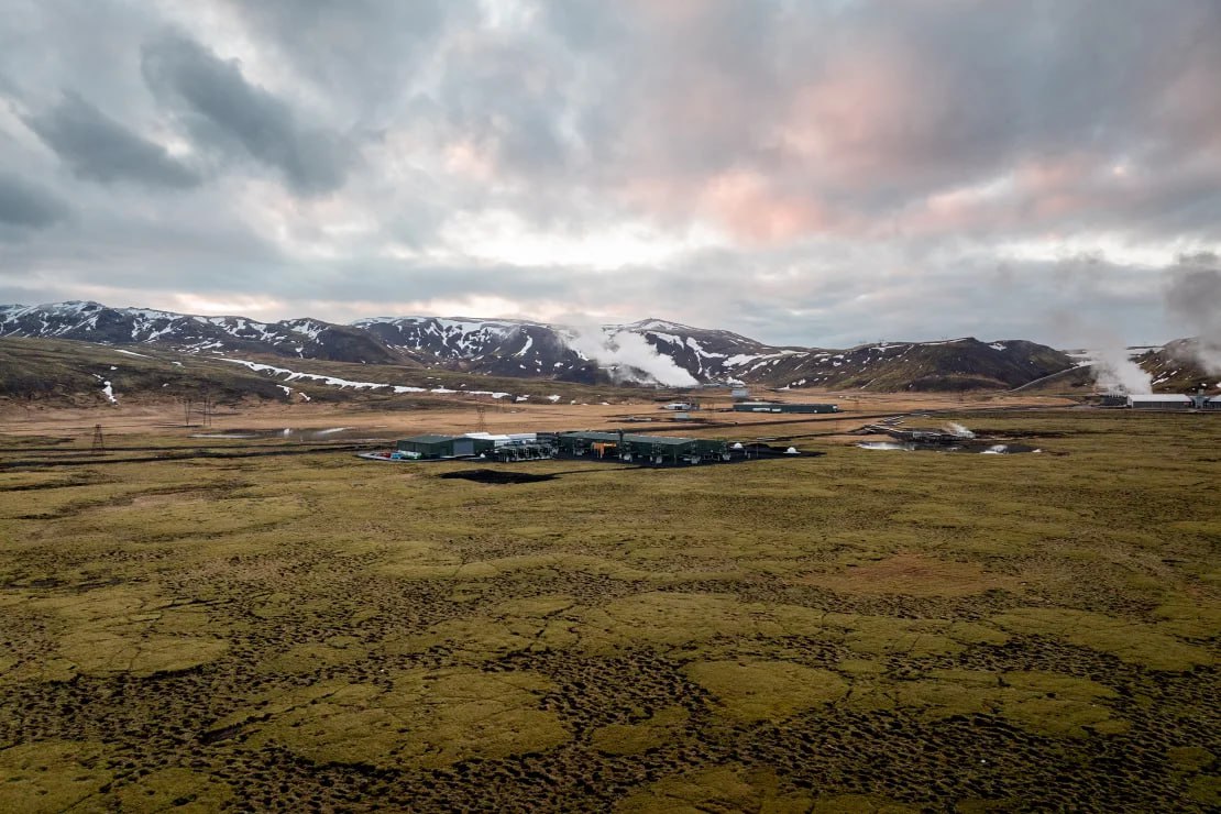 The 'world's largest' plant that will suck pollution out of the atmosphere like a giant vacuum cleaner has begun operation in Iceland The technology removes carbon from the air and pumps the carbon underground, turning it into rock, thanks to Iceland's geothermal energy.