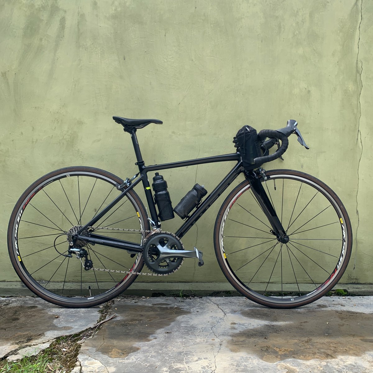 FerdiansyahFix's tweet photo. For sale Strattos s4 size S mavic aksium race conti 25c
Toko ijo ✅
https://t.co/cwqgaXu1v7 
#fnfjb #fnfjbroadbike #fnfjbrb #fnfjbstrattos #strattos #strattoss4 #roadbike #polygonstrattos #fnfjb https://t.co/swFRVPx31q