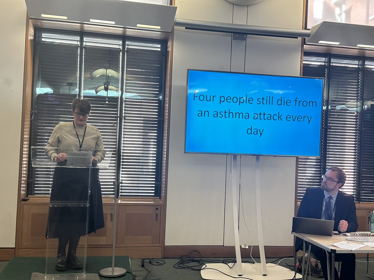 Priveleged 2be #Pharmacy rep @UKCPAResp @davidwebb_1 @asthmalunguk @NHSEngland @HouseofCommons #APPG #Respiratory event 2day #NRAD10YearsOn
Pharmacy teams as part of MDT,play a key role in #Asthma care-4people still die daily from asthma attacks.We still have so much to improve🫁