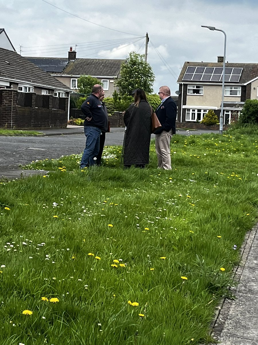 Nice evening for a site meeting to get the grass issues resolved around the Aged Miners Bungalows. Thanks to the Chair and Director of the #Northumberland Ages Miners Association along with the Council staff who met with me to get this resolved. It’s an unacceptable position and