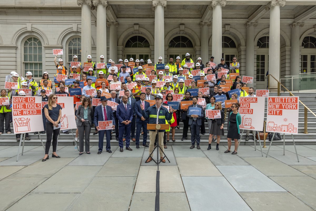 Today, DDC joined Deputy Mayor Joshi, Comptroller Brad Lander, members of the Mayor’s Capital Process Reform Task Force, and more at City Hall to call on Albany to pass legislation to “let NYC Build Better, Faster, and Cheaper.” on.nyc.gov/44AIOHk