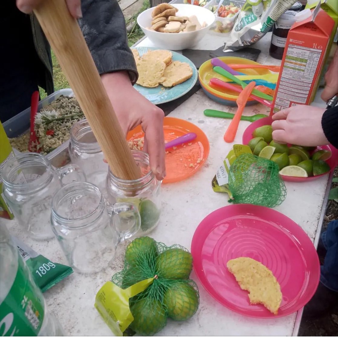 Went to Uni and found my tribe 🙌 It’s been a proper win joining the community garden. Celebrated the last session of the year, with a potluck party. I’ve got that bittersweet kinda feeling 🌿 @StirUni