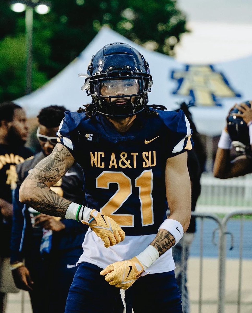 #AGTG Blessed To Receive An Offer From NC A&T #AggiePride 
@dj_BluMajik @NCATFootball @alex_purviance @CoachMoore313 @Nawf_Recruits @CoachHerron12