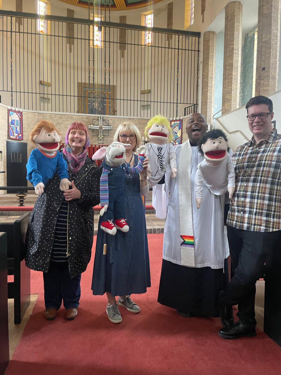 Today I was gifted these puppets to help w/ ministry to young people at @stnickskingsway by Revd Diane! And tonight I was able to meet with a young woman who has never been to church but God has been calling her to get baptized. Excited about what God is doing! @DioManchester