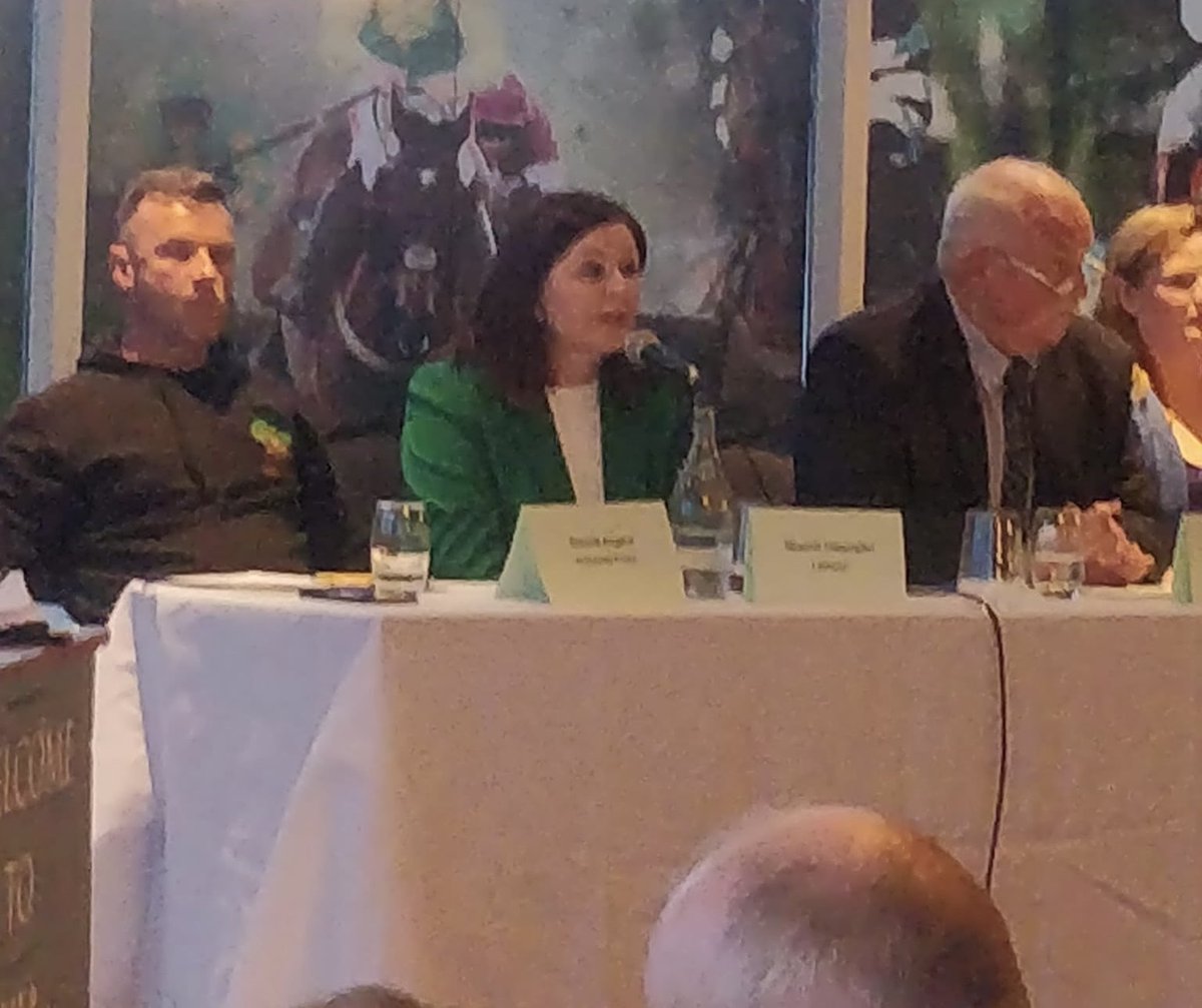 Mercosaur and the burden of EU regulation very much top of the list of concerns of farmers at the ⁦@IFAmedia⁩ Ireland South Hustings in Gowran Park, Co. Kilkenny #houriganforeu #europeanelections24