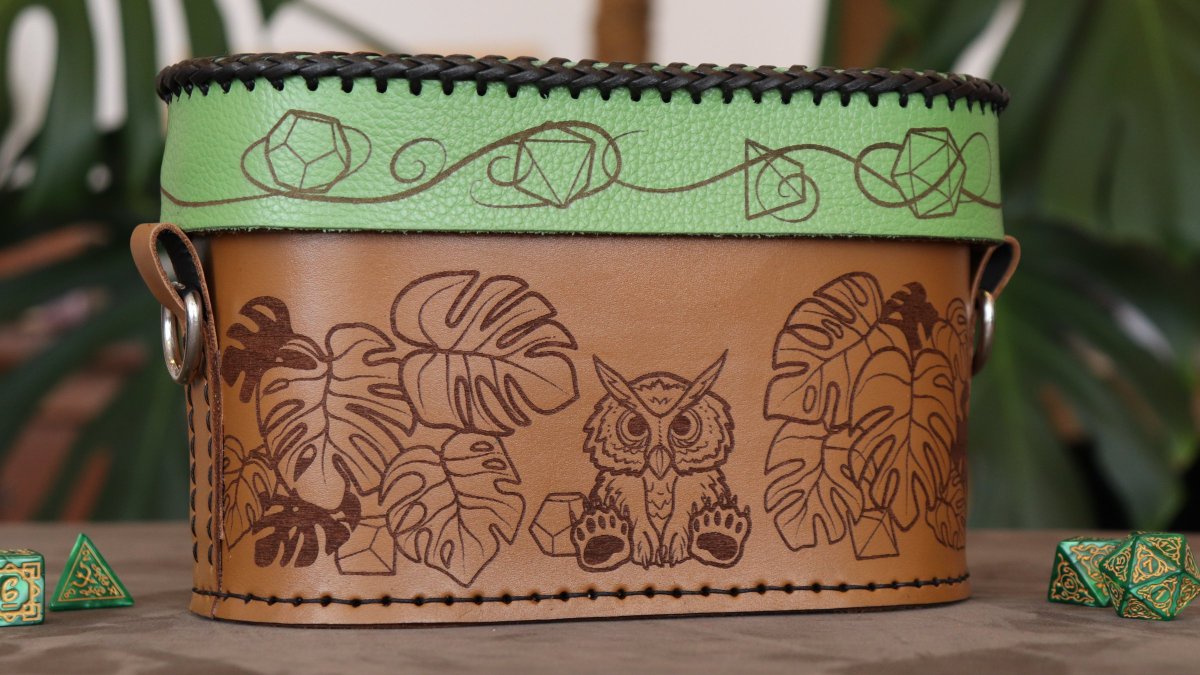 SpeechlessBard's tweet image. 🌿GIVEAWAY TIME🌿
Thanks to a very kind adventurer in the US, we'll be giving away a #ttrpg Owlbear dice bag with tray and dice compartments!  🎁

Rules:
🇺🇸 US only
❤️ Like/RT/follow
🖼️ Comment a picture of your favourite dice!

Winner will be drawn Friday May 10th 8pm CEST 🥳