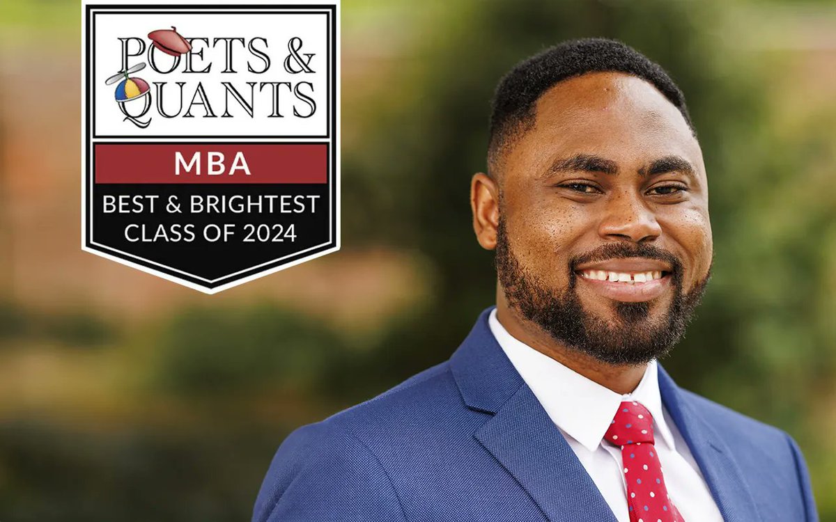 'By choosing this program, I knew I would...have the unique opportunity to serve and nurture meaningful connections.' Congratulations to Derrick Afriyie (MBA '24) on being recognized as one of Poets&Quants 2024 Best and Brightest MBA graduates! poetsandquants.com/2024/05/03/202…