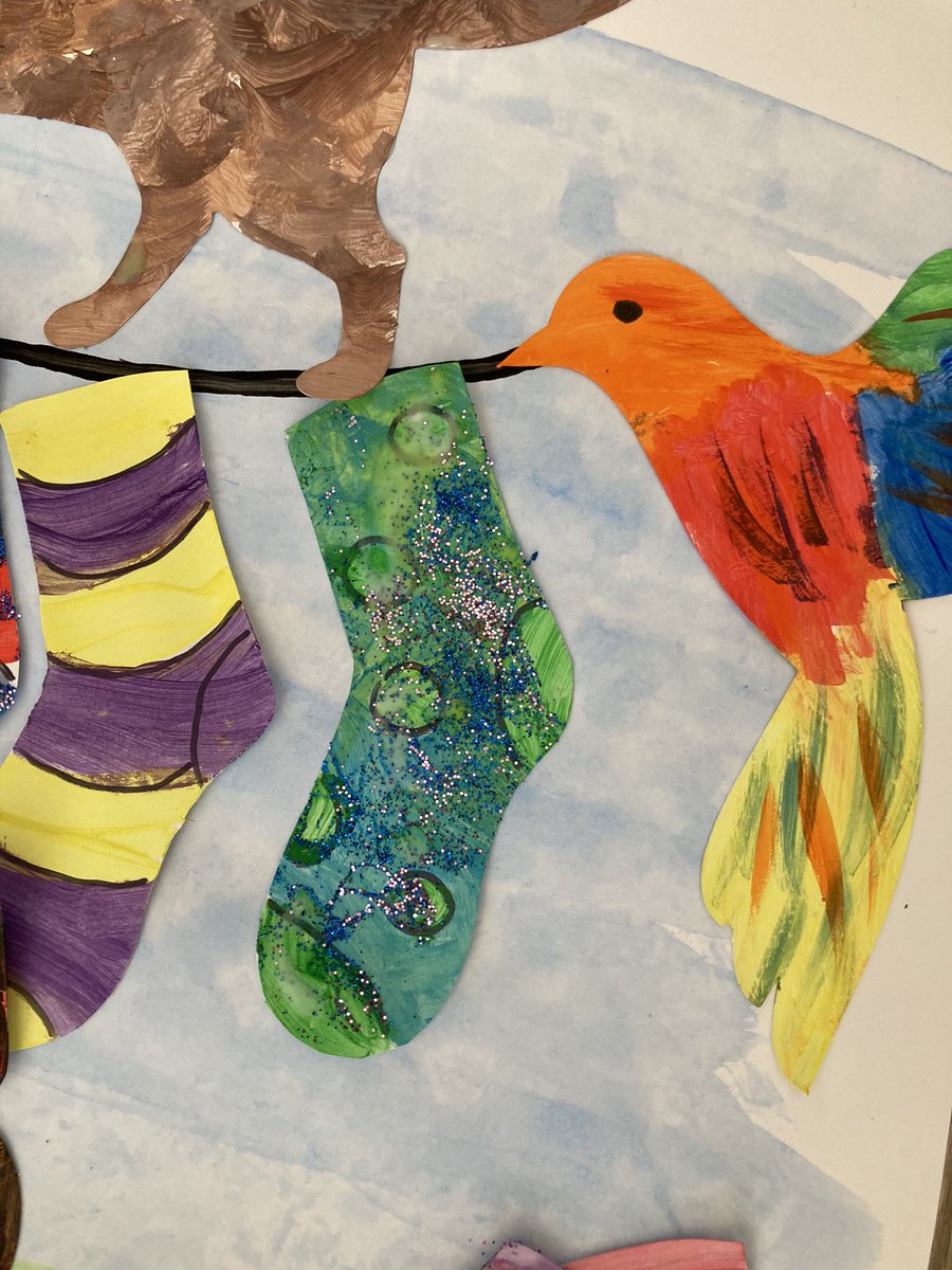 Something that we all have are ‘lost’ #socks 🧦 
and can never find the missing one, it just seems to vanish 😉

Tomorrow is ‘Lost Sock Day’ so this piece was created by the ladies and gentlemen at The Meadows 

#creativemojo #learningdisability #lostsockday #glitter #cats