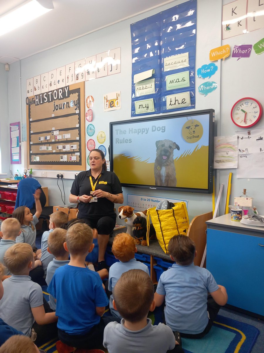 What makes a happy dog? Class 1a have been finding out. @DogsTrust