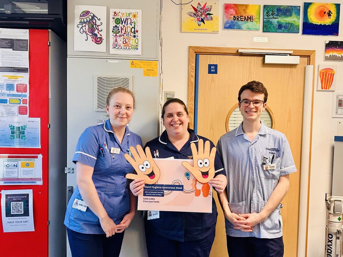 More #infectionprevention ward visits today for Hand Hygiene Awareness Week. IPN @QuelGoncalves_ visited PMU, G3 and G2Neuro with some great engagement from staff #handhygineawarenessweek #washyourhands @UHSFT