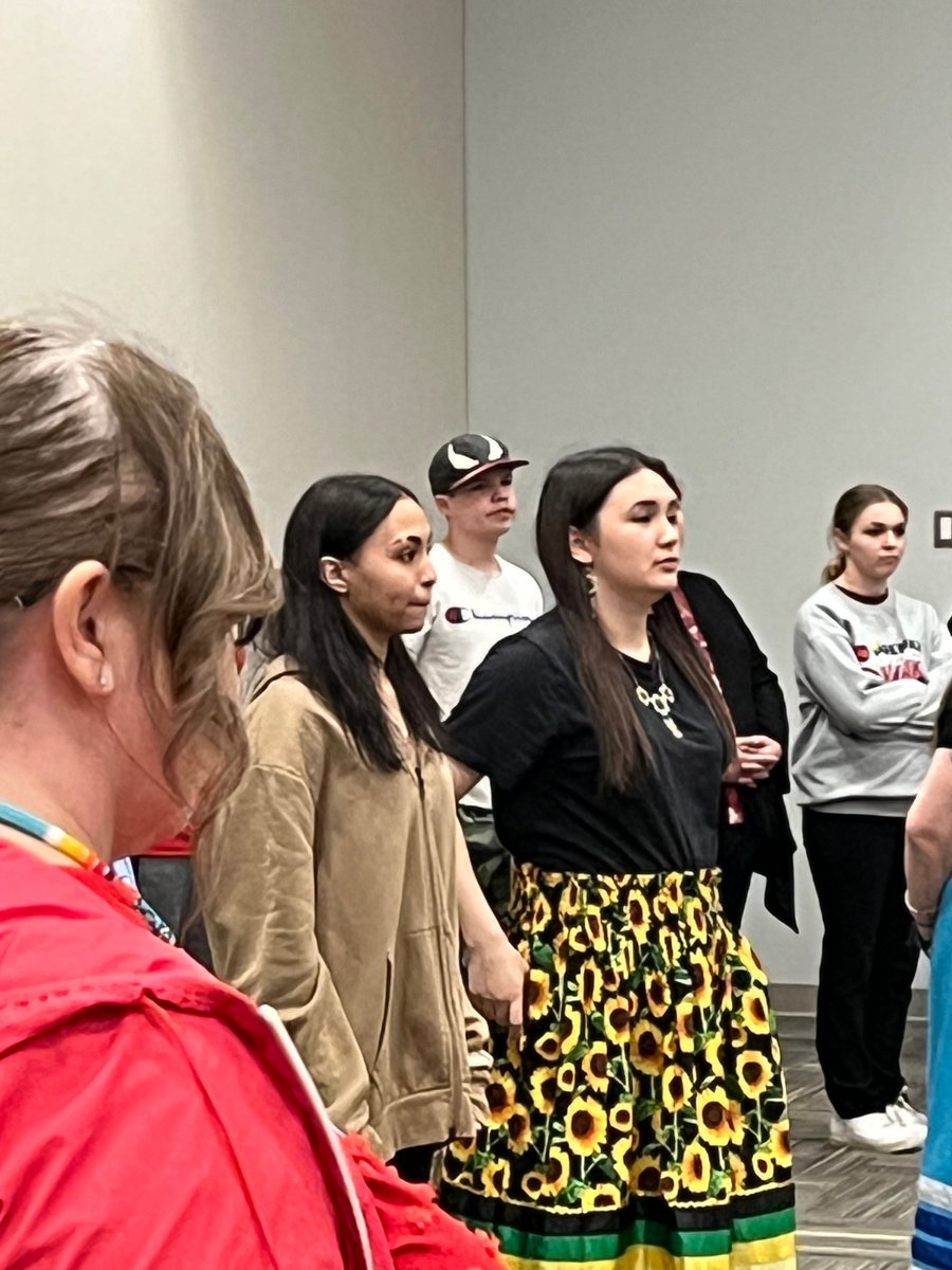 On Monday, a group of our 7th graders had the opportunity to attend the Indigenous Student Health Conference! They thoroughly enjoyed it and came away with a wealth of information!