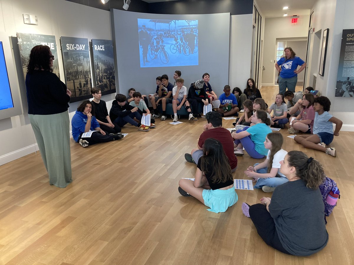 BancroftSchool's tweet image. Our 6️⃣th graders had the opportunity to visit the new (2021) Marshall “Major” Taylor Museum which highlights his life through photos, memorabilia, and a cycling exhibit.

#BancroftSchool #OwnYourLearning #IndependentSchool #WorcesterMA #majortaylormuseum #cyclist #majortaylor