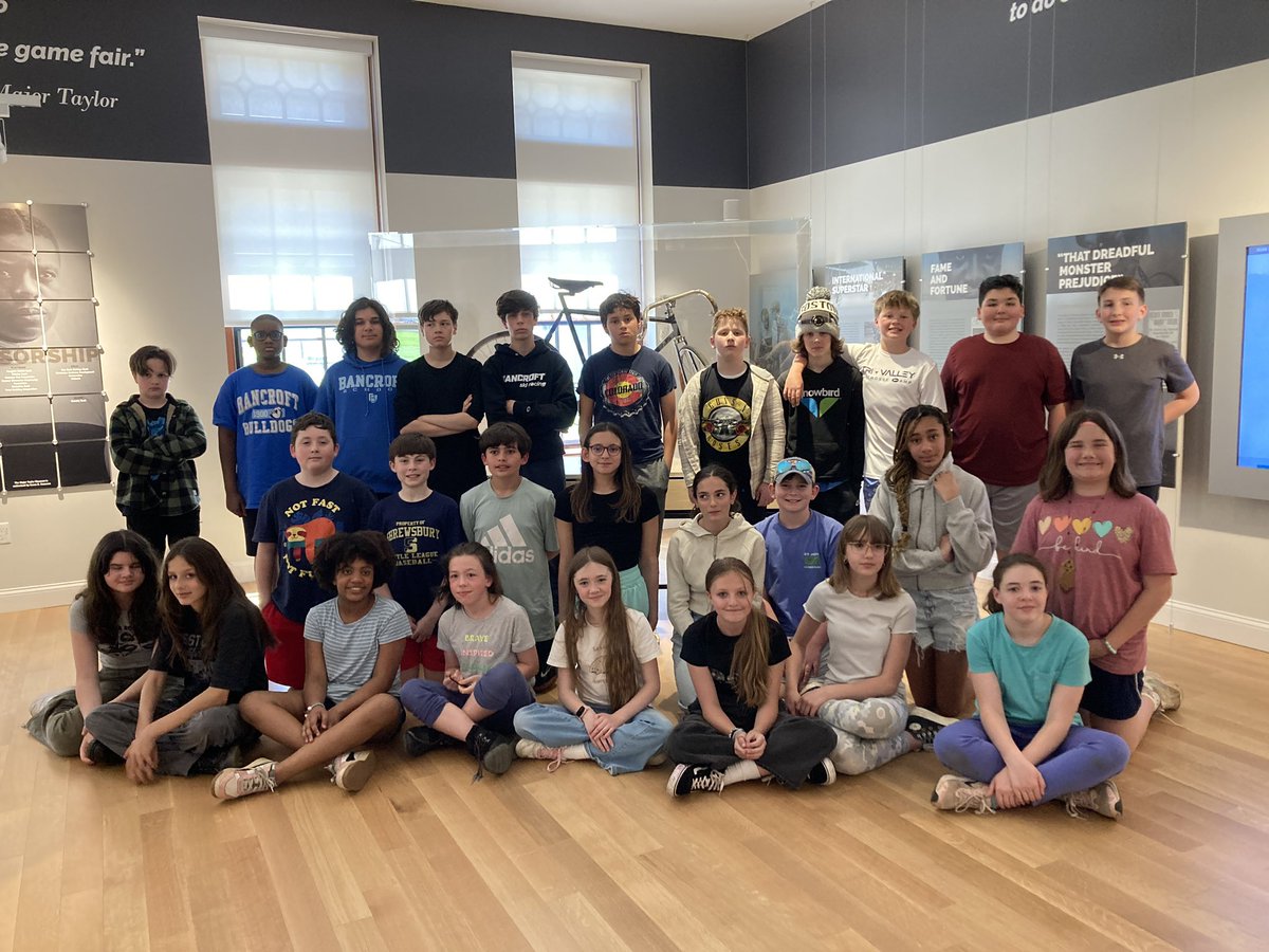 BancroftSchool's tweet image. Our 6️⃣th graders had the opportunity to visit the new (2021) Marshall “Major” Taylor Museum which highlights his life through photos, memorabilia, and a cycling exhibit.

#BancroftSchool #OwnYourLearning #IndependentSchool #WorcesterMA #majortaylormuseum #cyclist #majortaylor