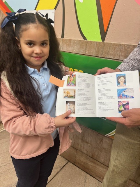Congratulations to Isaac Martinez & Yelitza Franco getting their art selected and publish in the Queens Borough Art Festival, Queens Museum from May 7 - 19th @DOEChancellor @NYCSchools @NYCMultilingual @DC37nyc @UFT @D27NYC @D27PreKCenters @QSNYCDOE @CSforAllNYC @27_csa