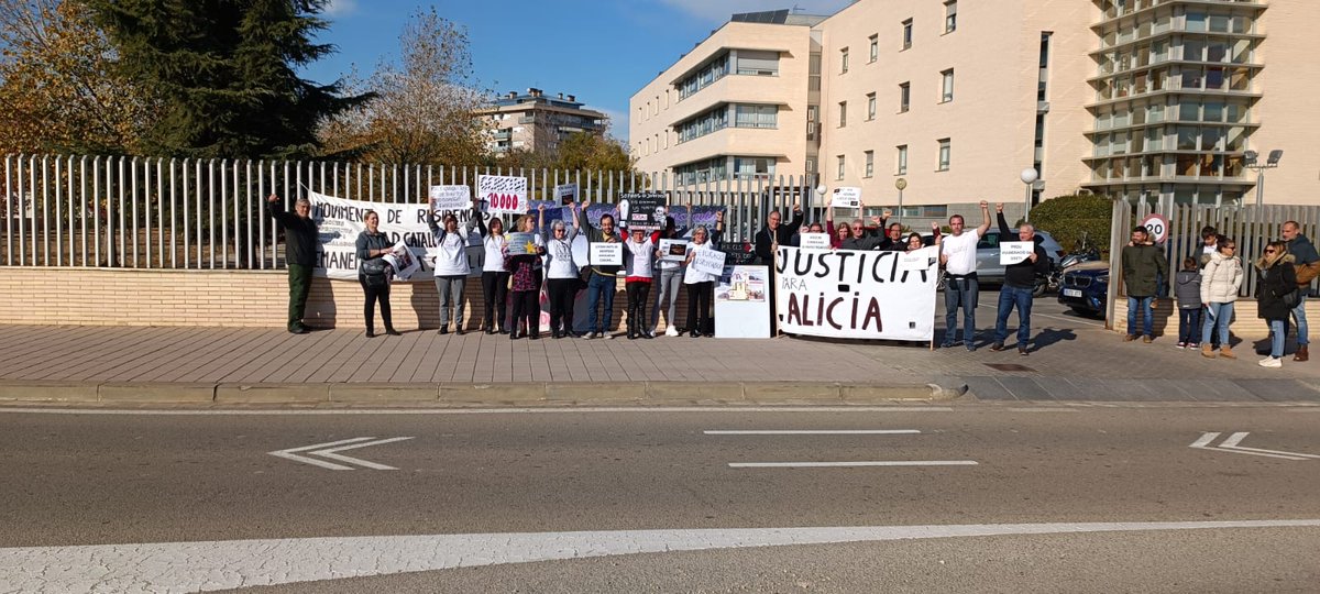 Semejantes morideros,gestionados por indeseables no deberían ser una referencia para nadie.Sin remordimientos algunos,en las residencias los ancianos no fueron tratados como humanos,sino como animales. La sociedad no puede decir que no lo sabíamos.