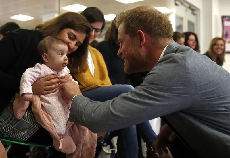 “It's something my mother believed in: If you are in a position of privilege, if you can put your name to something that you genuinely believe in, you can smash any stigma you want, and you can encourage anybody to do anything.” #PrinceHarry 

#likemotherlikeson
#GoodKingHarry